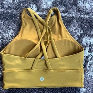 Lululemon sports bra